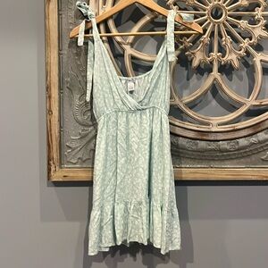 Size S - green dress with white flowers